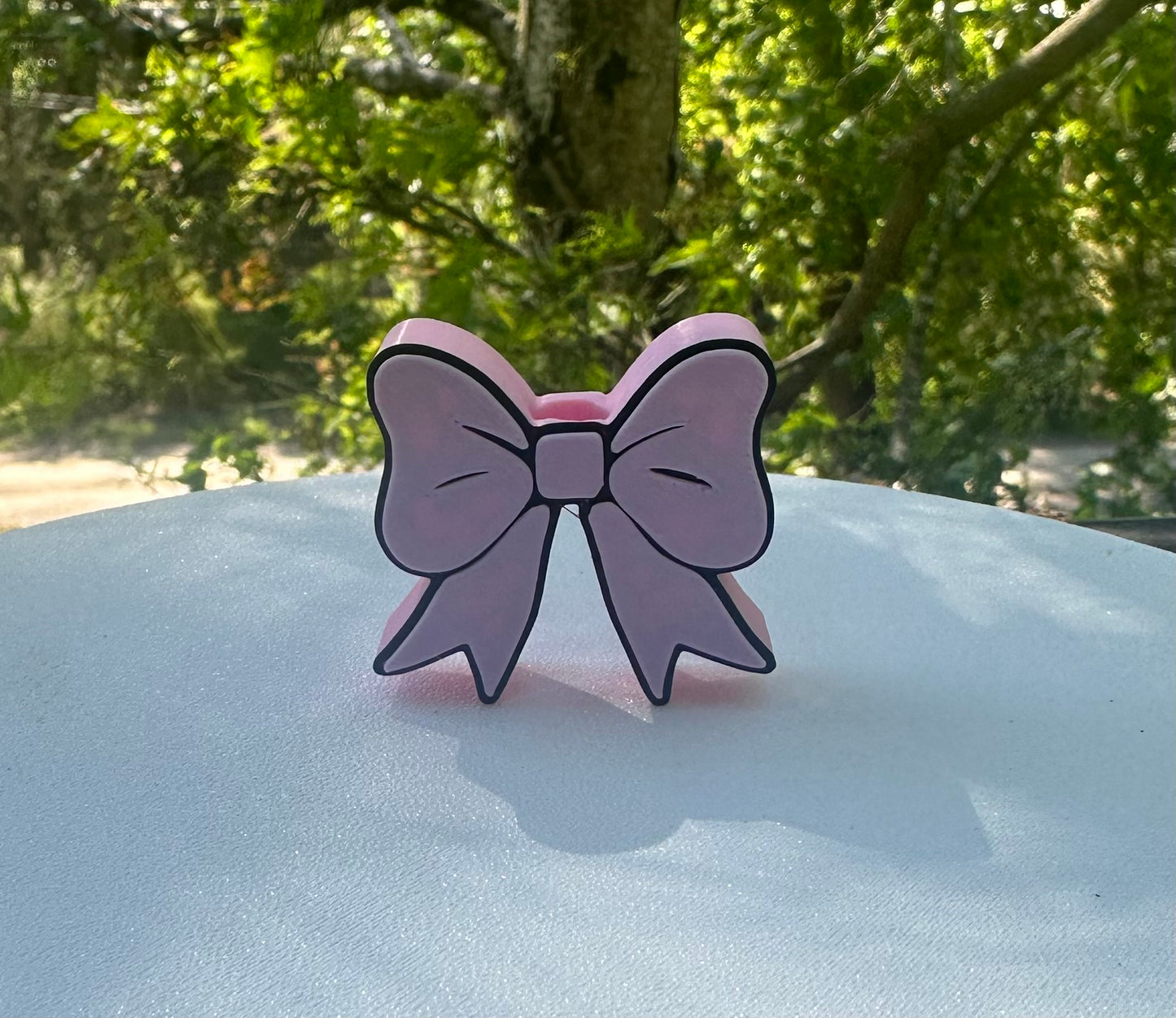 Pink and black bow straw topper